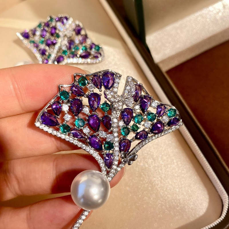 Exquisite Luxury Pearl Purple Zirconium Ginkgo Leaf Brooch Women
