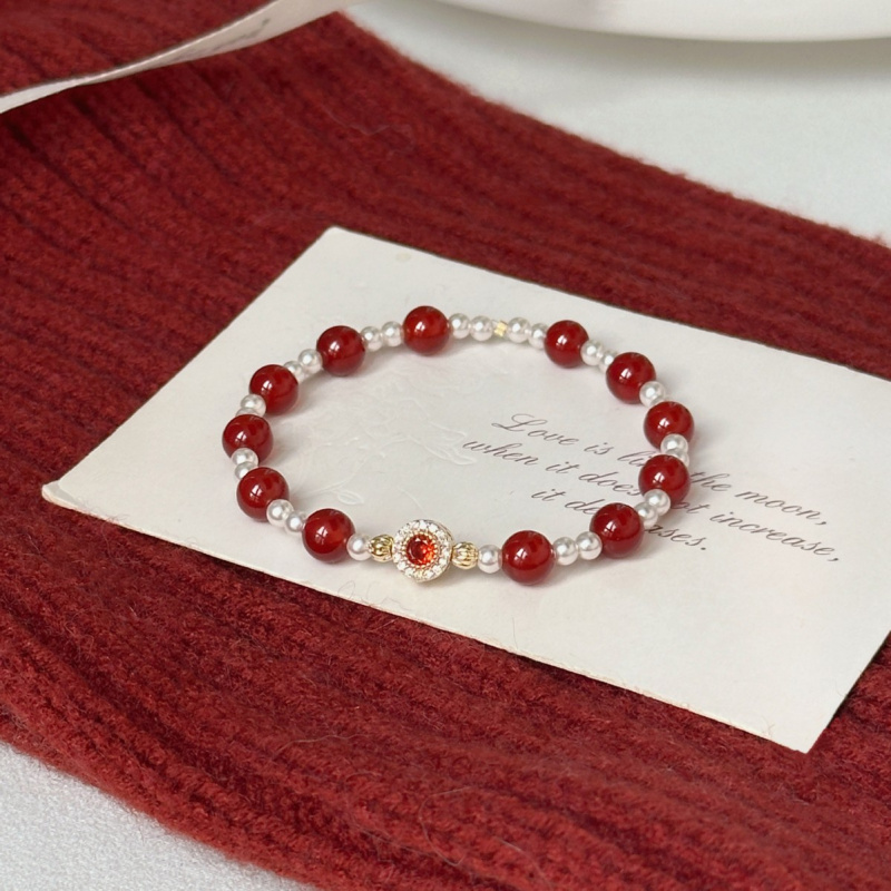 Autumn and Winter New Red Agate Pearl Elastic Rope Bracelet for Women's Exquisite Casual Handstring