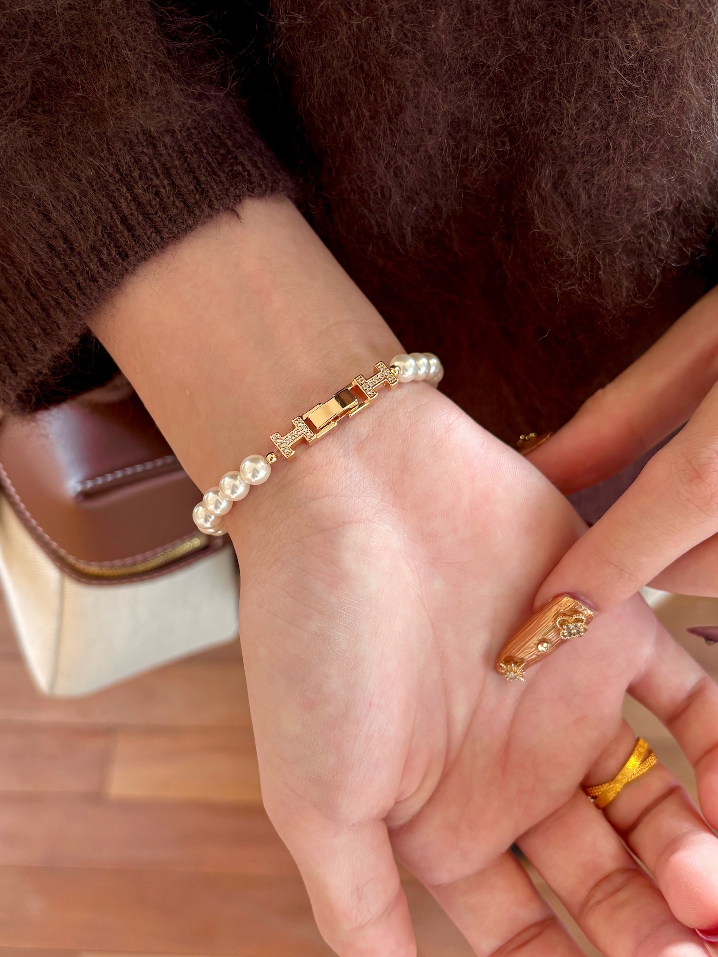 Female Temperament Versatile High-End Light Luxury Pearl Full Diamond Double H-Buckle Bracelet